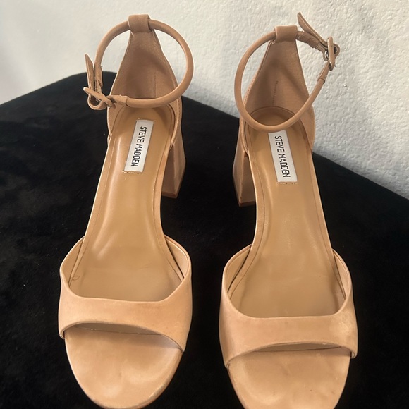 Steve Madden Nude Ankle Strap Heels - Picture 2 of 4